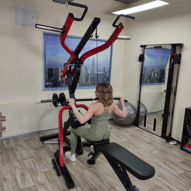 Многофункциональный силовой комплекс APEX GYM 200 red Многофункциональный силовой комплекс APEX GYM 200 red