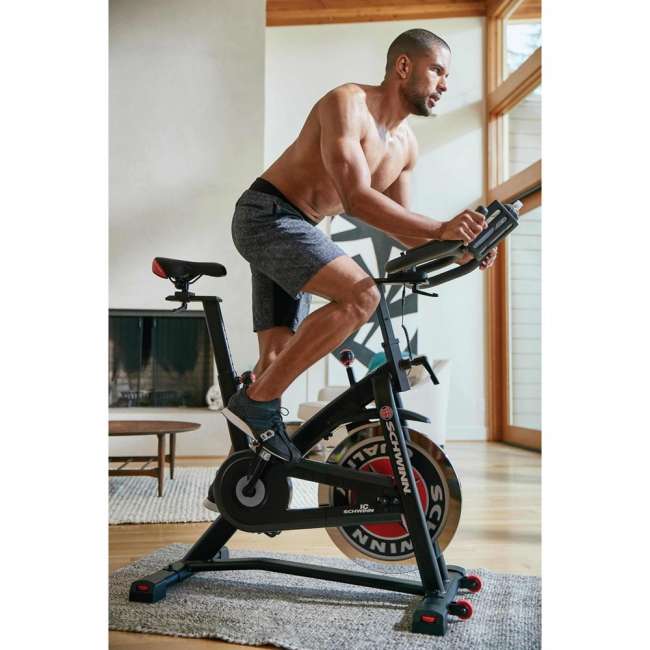 Спинбайк Schwinn IC7 Спинбайк Schwinn IC7